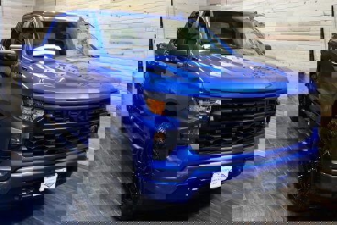 Used 2024 Chevrolet Silverado 1500 Custom w/ Turbomax Blackout Package image 2