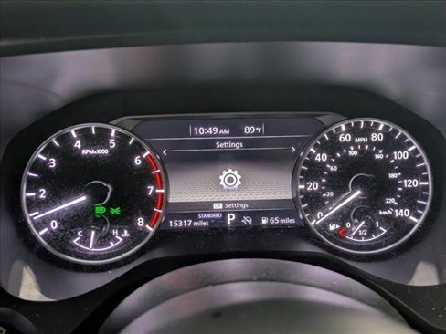 Used 2023 Nissan Rogue S image 11