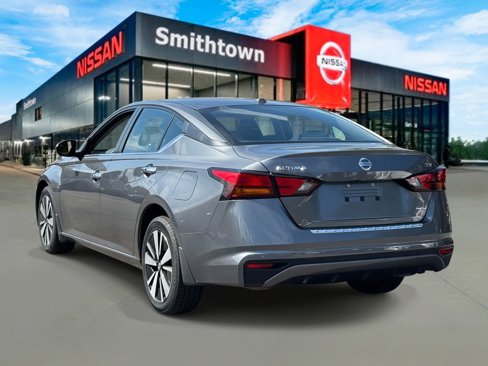 Certified 2022 Nissan Altima 2.5 SV image 7