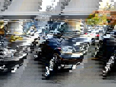 Used 2012 INFINITI QX56 4WD w/ Theater Pkg image 7