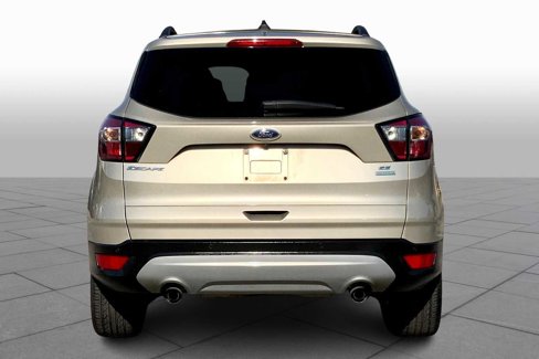 Used 2017 Ford Escape SE w/ SE Leather Comfort Package image 4