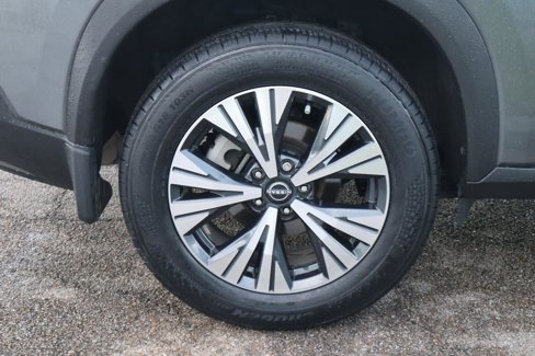 Used 2023 Nissan Rogue SV w/ SV Premium Package image 10