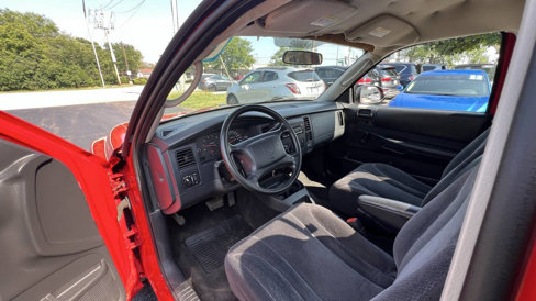 Used 2004 Dodge Dakota 2WD Regular Cab w/ Tire & Handling Group image 11