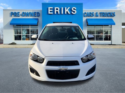 Used 2015 Chevrolet Sonic LT image 3