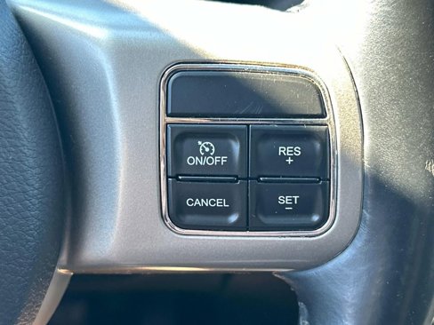 Used 2013 Jeep Grand Cherokee Laredo image 21