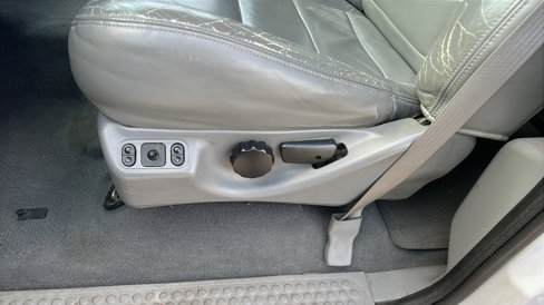 Used 2002 Ford Excursion XLT image 18