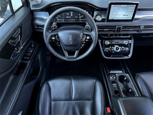 Used 2022 Lincoln Corsair AWD w/ Equipment Group 101A image 8