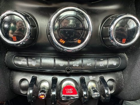 Used 2017 MINI Cooper S image 21