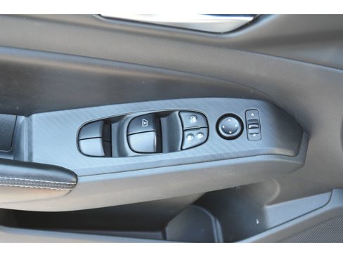 Used 2024 Nissan Altima 2.5 SV image 17