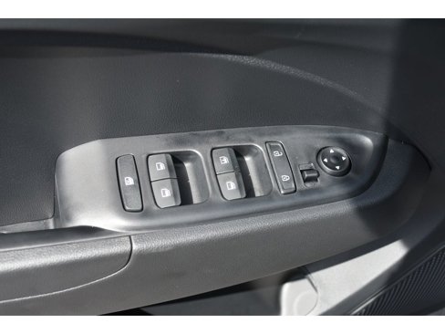 New 2025 Hyundai Venue SE image 14