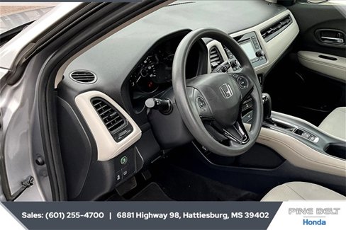 Used 2021 Honda HR-V LX image 12