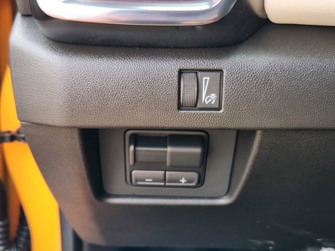 New 2025 GMC Canyon AT4 w/ AT4X Package image 8