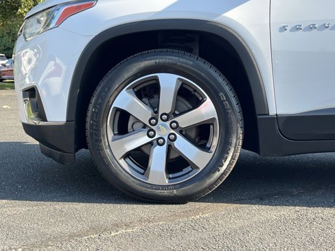 Used 2019 Chevrolet Traverse LT w/ LT Premium Package image 10
