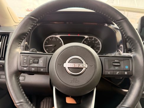 Used 2023 Nissan Pathfinder SL w/ SL Premium Package image 15