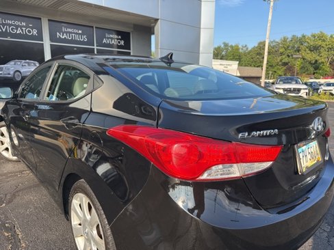 Used 2013 Hyundai Elantra Limited image 7