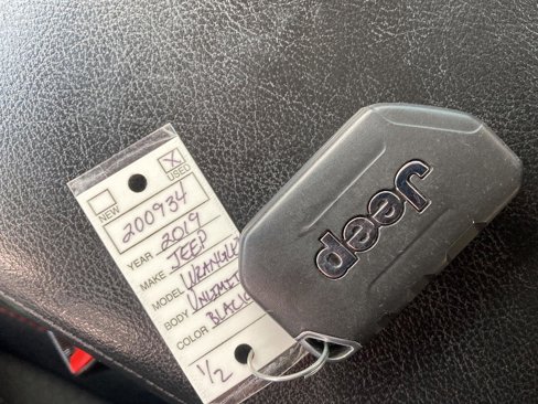 Used 2019 Jeep Wrangler Unlimited Rubicon image 36