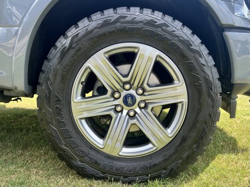 Used 2019 Ford F150 Lariat w/ Equipment Group 502A Luxury image 40