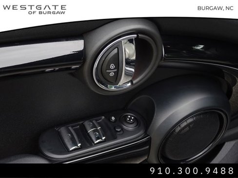 Used 2017 MINI Cooper S image 21