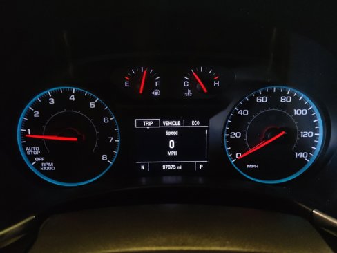 Used 2018 Chevrolet Equinox LS image 23