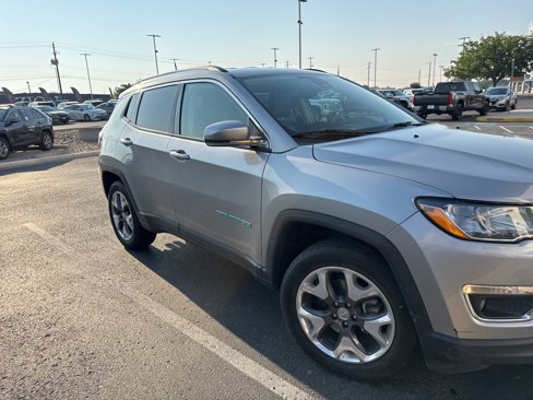 Used 2021 Jeep Compass Limited image 1