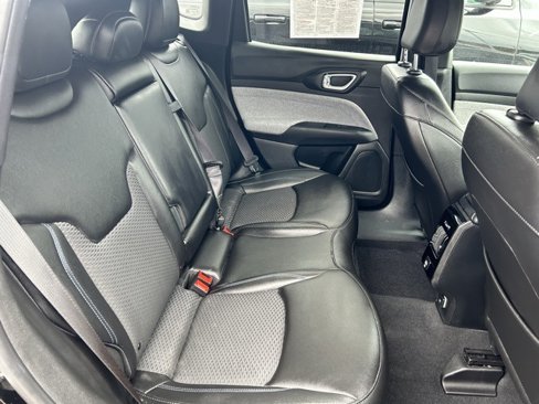 Certified 2024 Jeep Compass Latitude image 13