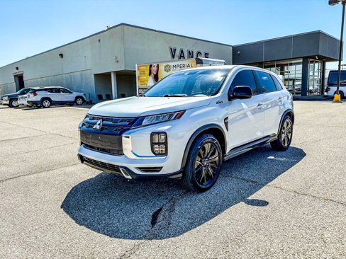 Used 2022 Mitsubishi Outlander Sport Black Edition image 3