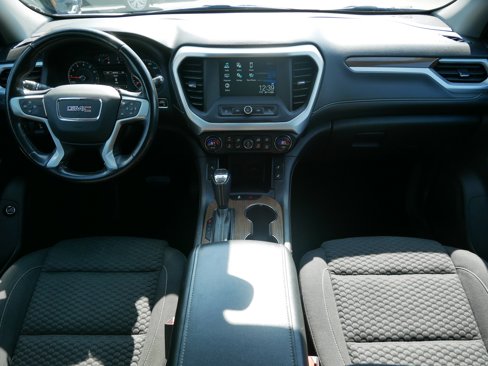 Used 2019 GMC Acadia SLE image 16