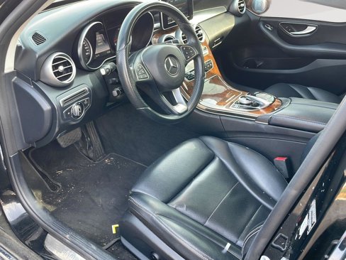 Used 2015 Mercedes-Benz C 300 4MATIC Sedan w/ Premium 1 Package image 9
