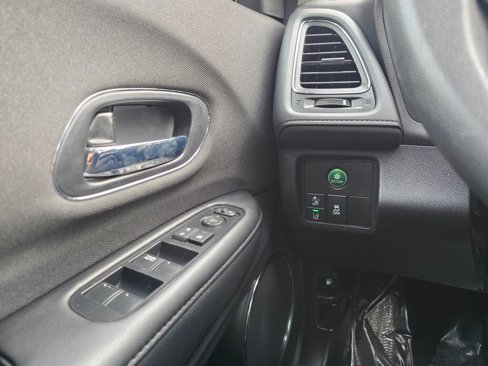 Used 2021 Honda HR-V EX image 30