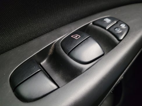 Used 2019 Nissan Sentra SV image 27