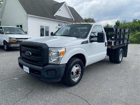 Used 2015 Ford F350 XL image 3