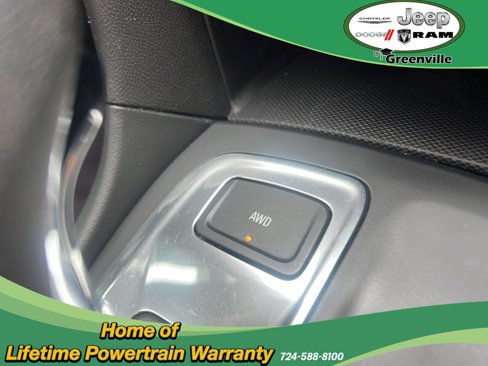 Used 2020 Chevrolet Equinox LT image 29