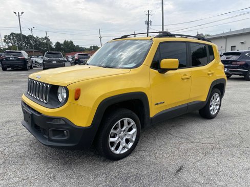 Used 2016 Jeep Renegade Latitude image 9