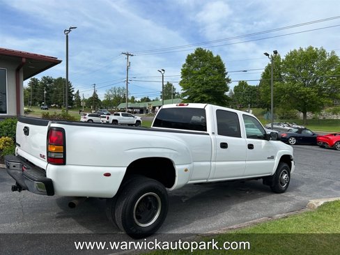 Used 2004 GMC Sierra 3500 SLE w/ Heavy-Duty Power Package image 9
