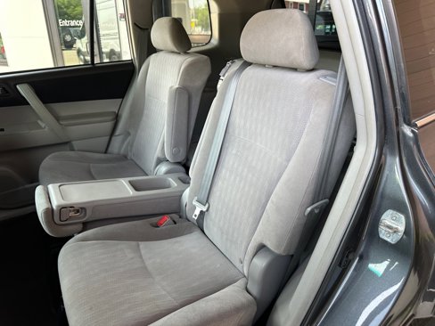 Used 2012 Toyota Highlander 4WD image 12