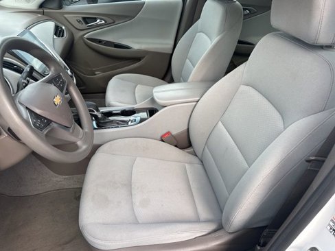 Used 2024 Chevrolet Malibu LT image 11