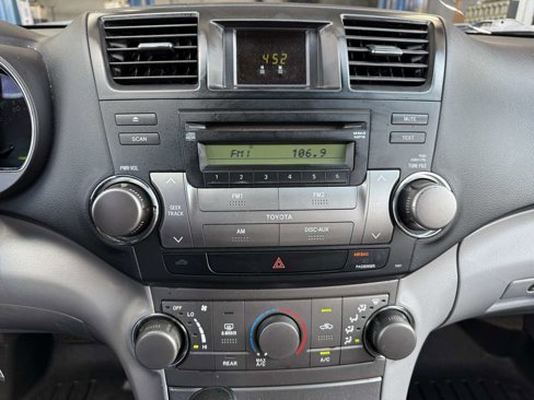 Used 2009 Toyota Highlander 2WD image 16