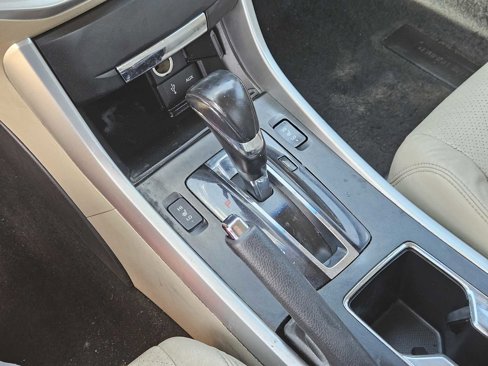Used 2014 Honda Accord EX-L image 18