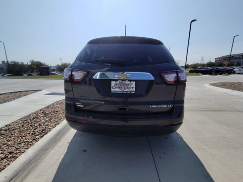 Used 2016 Chevrolet Traverse LT w/ Style and Technology Package image 7