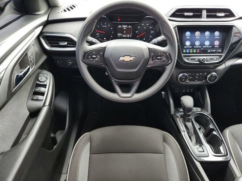 Used 2023 Chevrolet TrailBlazer LT w/ Convenience Package image 17