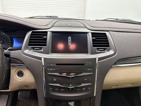 Used 2014 Lincoln MKS AWD w/ Equipment Group 201A image 33