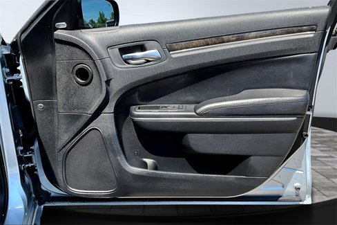 Used 2013 Chrysler 300 C image 24