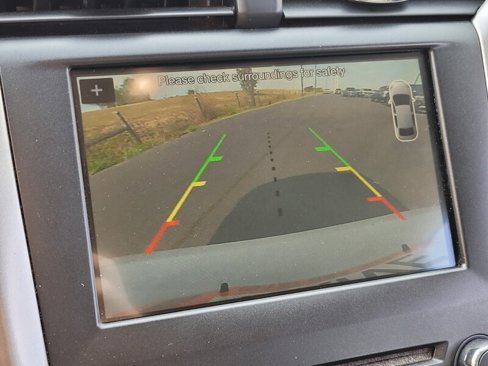 Used 2018 Ford Fusion SE w/ Fusion SE Technology Package image 21