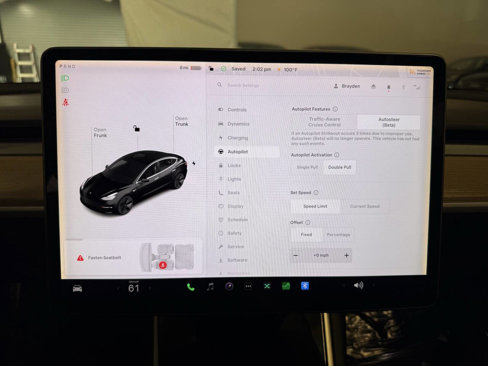 Used 2018 Tesla Model 3 Long Range image 11