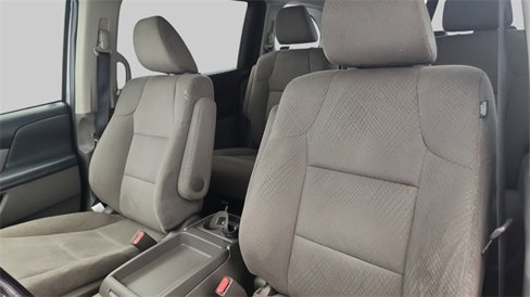 Used 2016 Honda Odyssey SE image 9