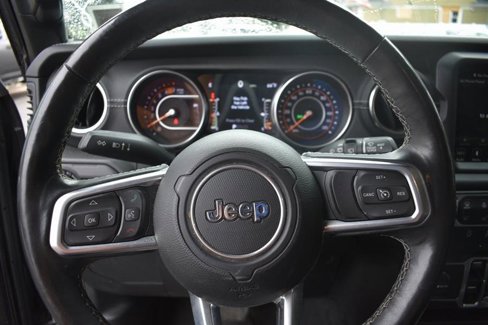 Used 2019 Jeep Wrangler Unlimited Sahara image 15