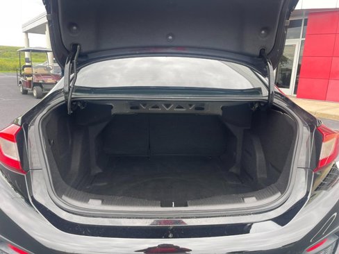 Used 2018 Chevrolet Cruze LT w/ Convenience Package image 12