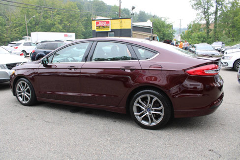 Used 2017 Ford Fusion SE w/ Equipment Group 201A image 11