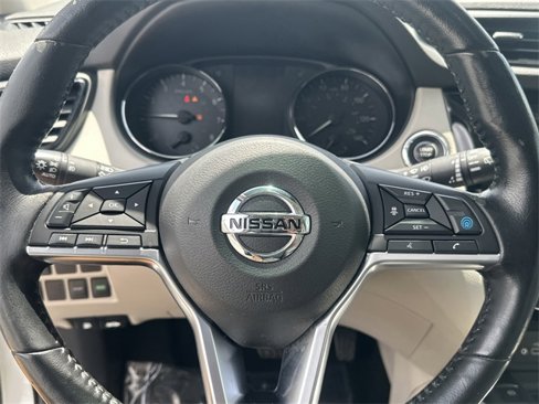 Used 2022 Nissan Rogue Sport SL w/ Premium Package image 21