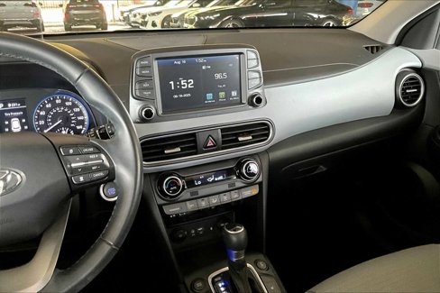 Used 2021 Hyundai Kona Ultimate w/ Cargo Package image 6